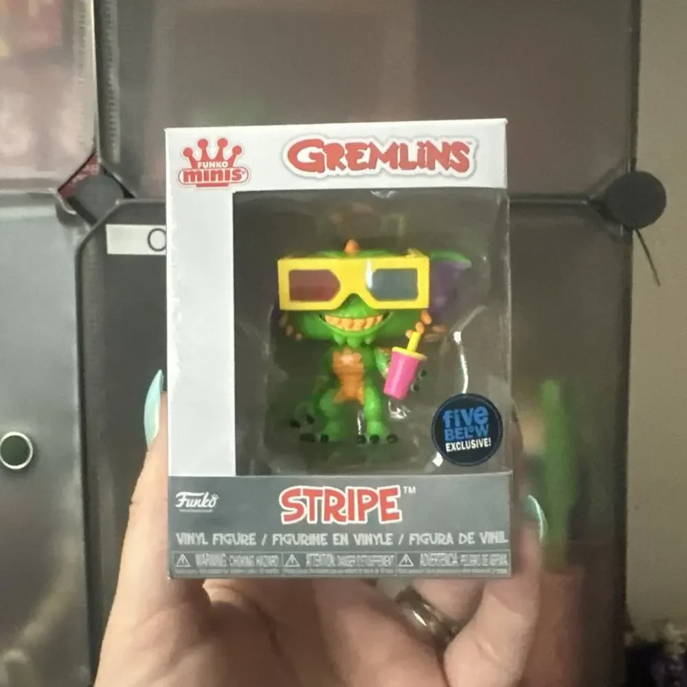 Funko Gremlins Exclusive Black Light Glow Stripe Vinyl Mini Figure Brand New